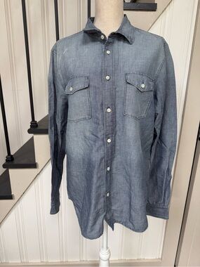 Men’s Closed Italy Denim Classic Button-Up Shirt